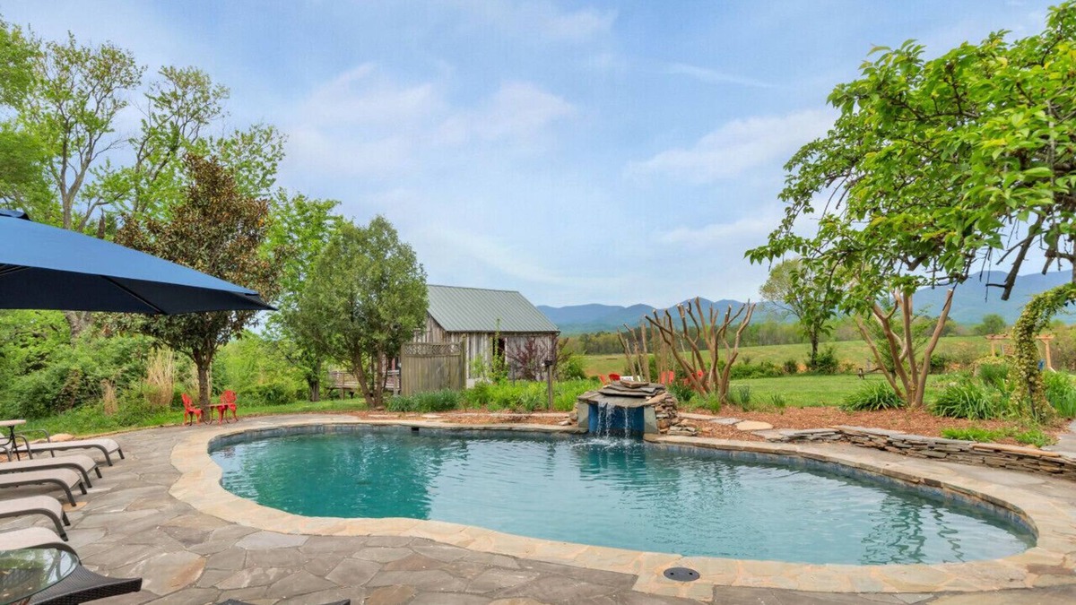 Nelson House | Farmhouse getaway for family vacations and friend retreats - heated pool, amazing views, close to wineries/breweries