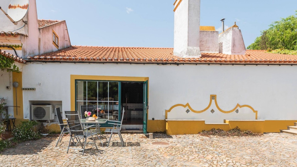 Montemor-o-Novo Other | Farmhouse in Montemor near Forest and Lake