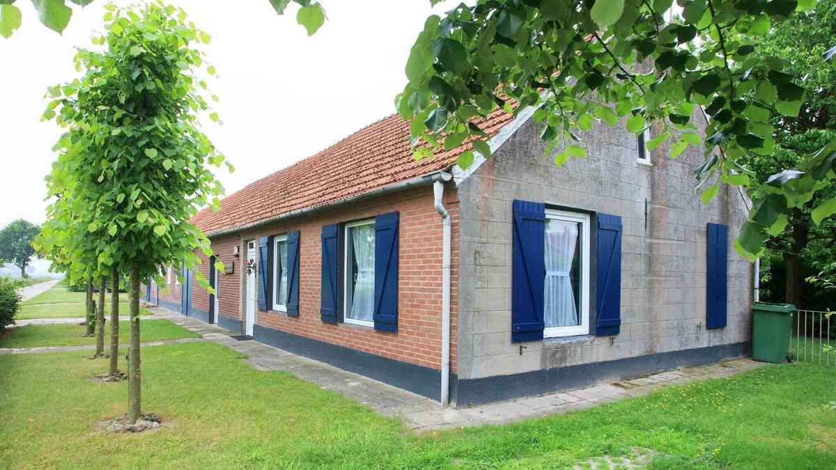 Nederweert-Eind House | Farmhouse in Nederweert near Canal Trails