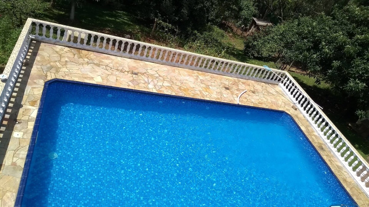 Suzano House | Farmhouse in Suzano, with heated swimming pool, fireplace, wood-burning stove for 20 people