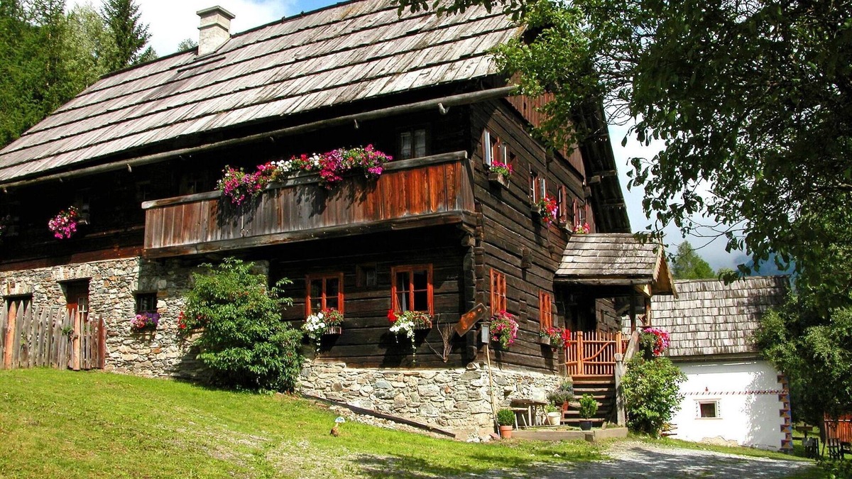 Weisspriach House | Farmhouse in Weißpriach near Mountain Lakes