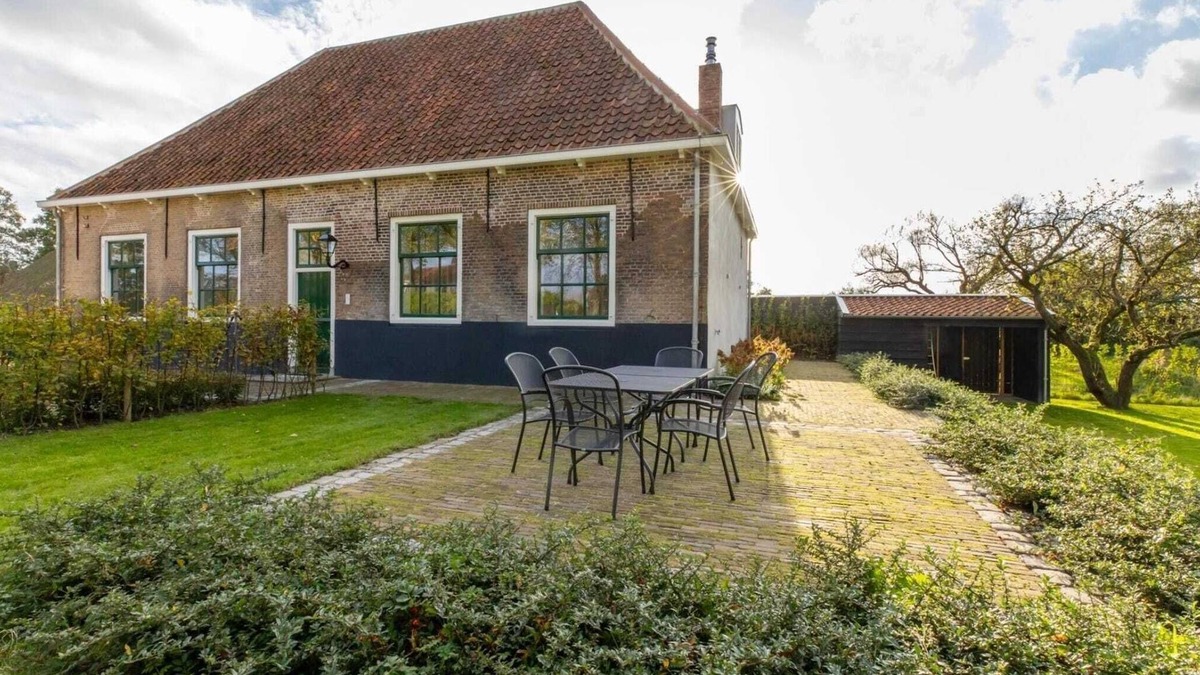 Heinkenszand Other | Farmhouse in Zeeland with Windmill Views