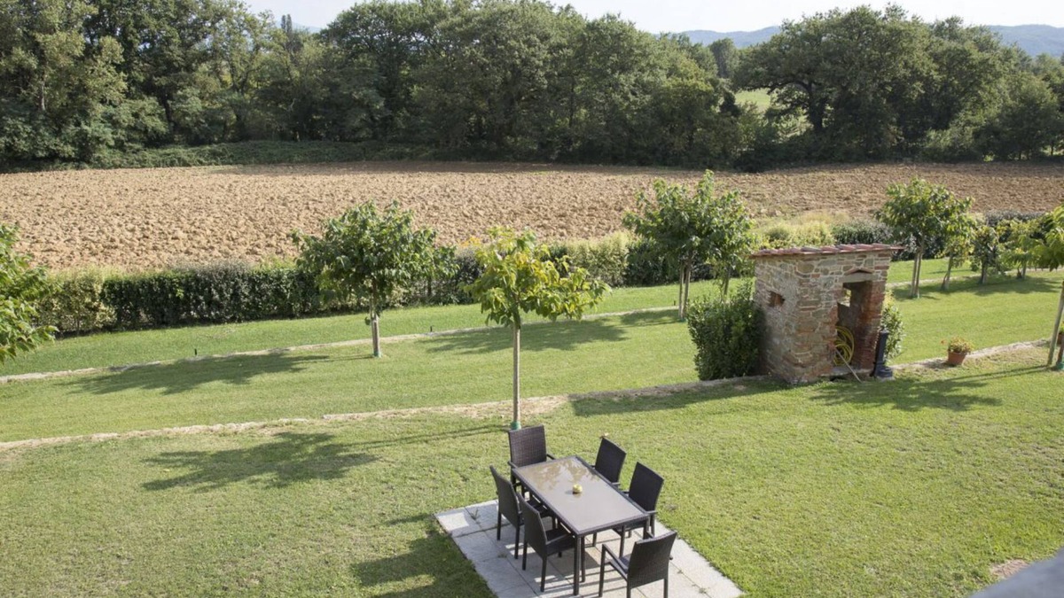 Castiglion Fibocchi Apartment | Farmhouse San Pietro apartment Fern