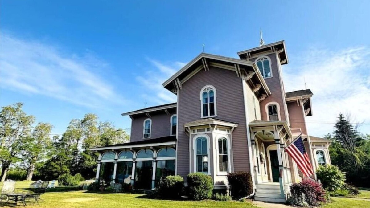 Chautauqua House | Farmhouse retreat;wine country, Chautauqua Institution, National Comedy Center!
