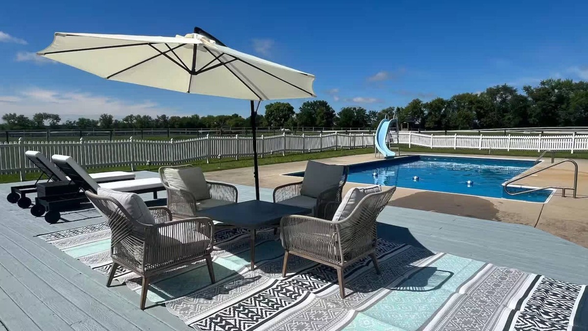Elkhorn House | Farmhouse with Heated Pool on almost 160 Acres!