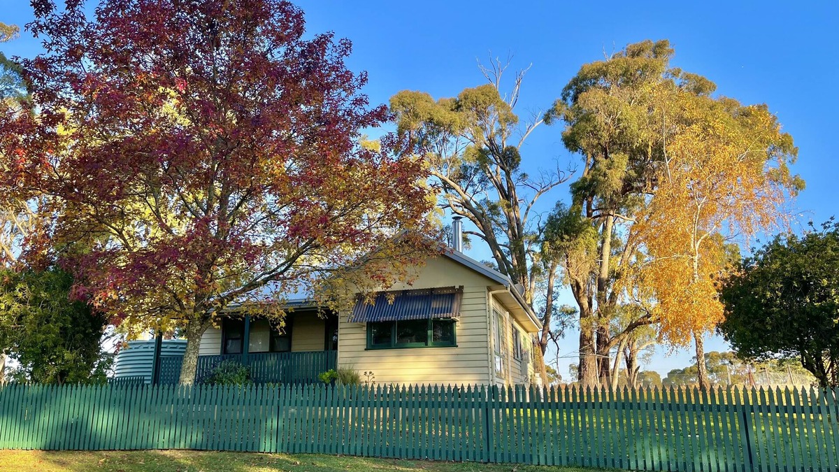 Boho South Other | Farmstay Cottage on the Strathbogie Tablelands.