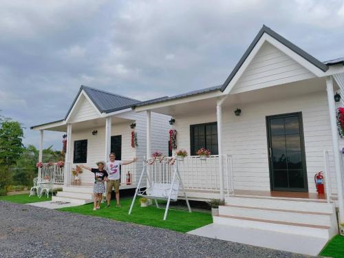 Lom Sak House | FarmStay Tawanchai ฟาร์มสุขตะวันฉาย YS