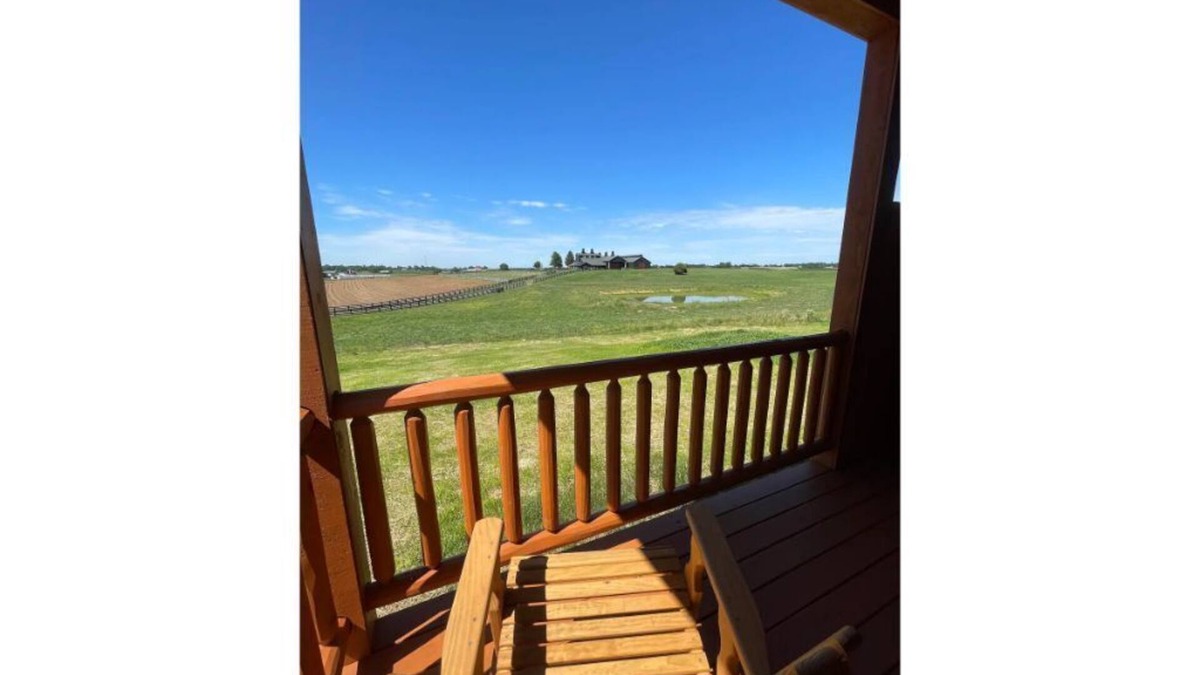 Harrodsburg Villa | Farmview Villa on Bourbon Trail with HOT TUB-5
