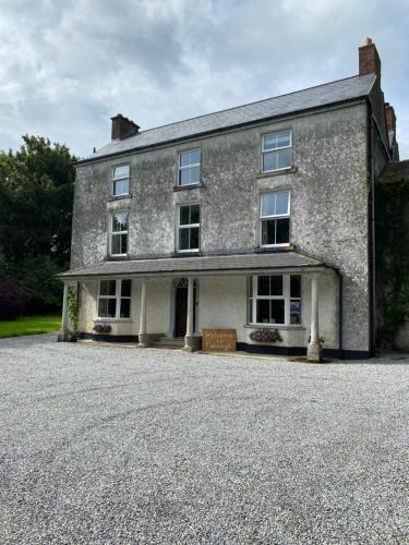 Moate House | Farnagh House - En Suite Bedrooms