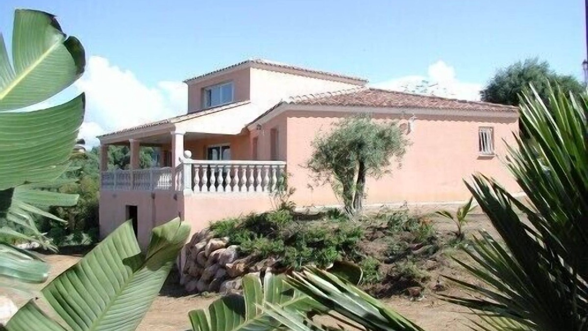 Bastelicaccia Villa | Farnienté and sunset on the Gulf of Ajaccio and the Sanguinaires Islands