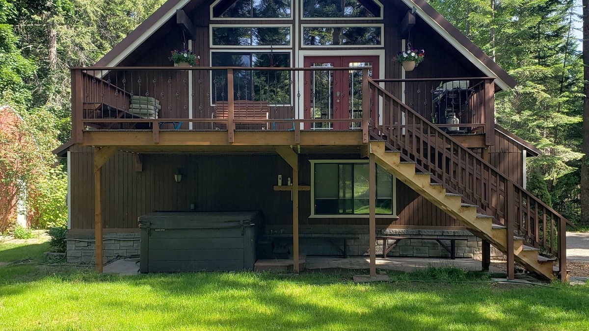 Athol Ski Chalet | Farragut Village Chalet