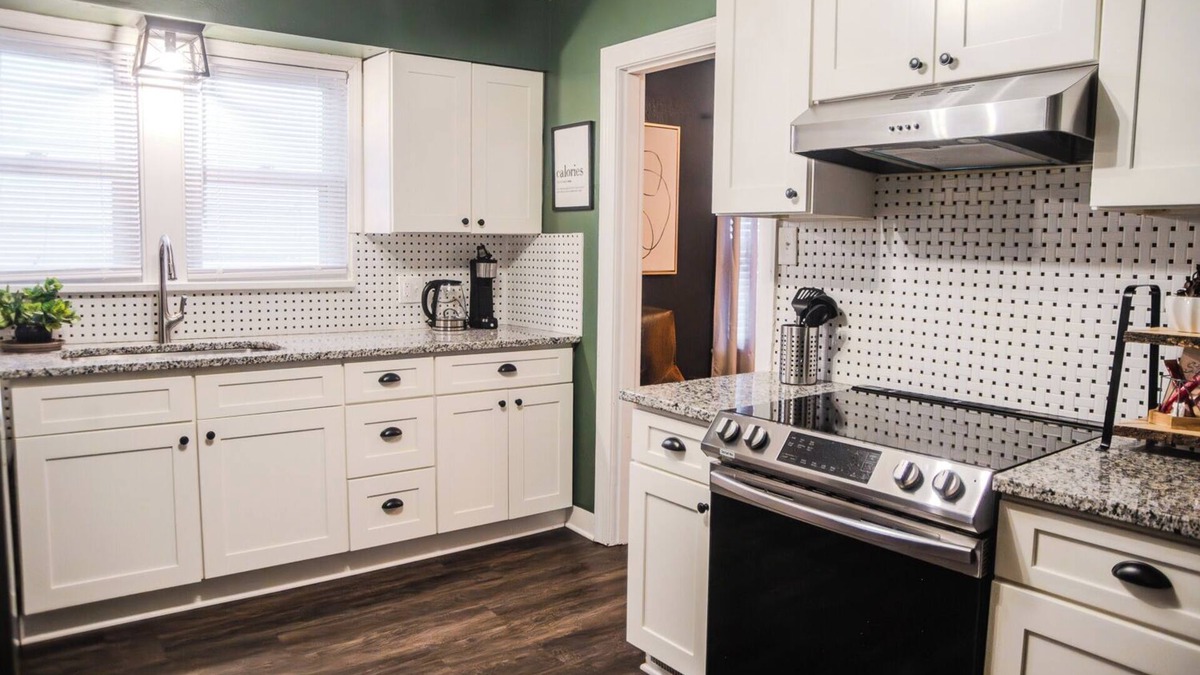 Dayton House | FauverSuite- Both units in duplex!