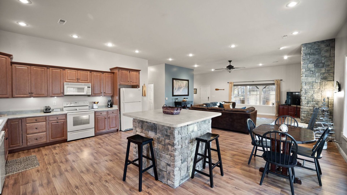 Nancy House | Fawn Run on Lake Cumberland
