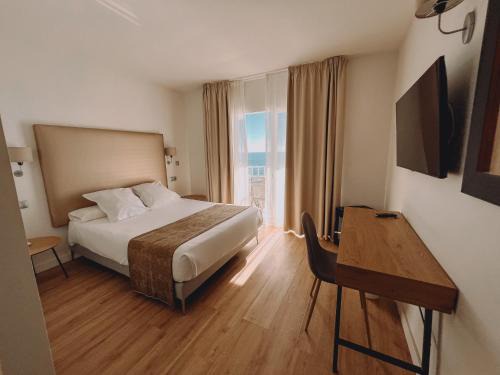 Rincon de la Victoria Hotel | FAY Victoria Beach
