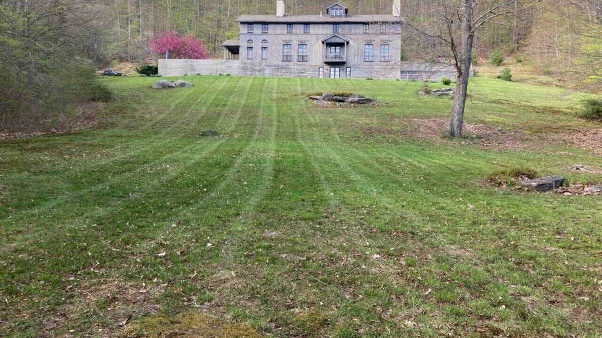 Claryville House | Featured on three magazines: Catskills grand home