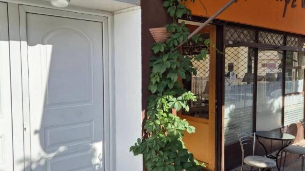 Aigaleo House | Feel Breeze Athens