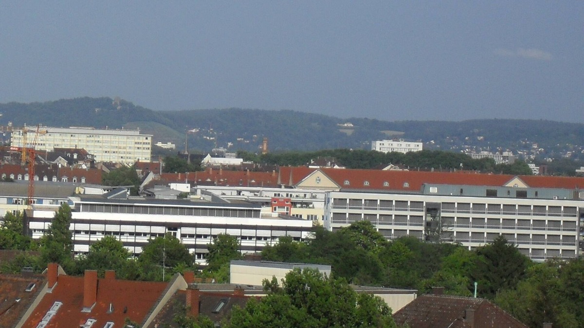 Weststadt Sudlicher Teil Apartment | Feel-good oasis above the rooftops of Karlsruhe