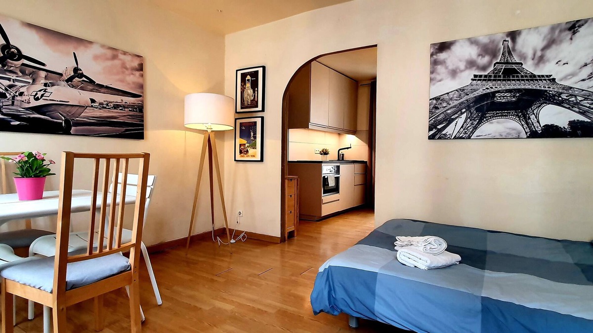 Louis Bertrand-Mirabeau-Semard Apartment | Feel like at your home!