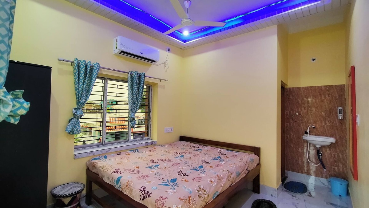 Bolpur House | Feels like Your own house. Relaxes in the private verandah with birds singing