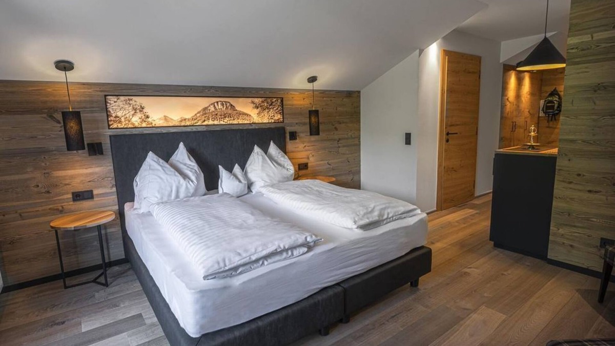 Hintersee Bed & Breakfast | FEICHTENSTEIN with rich breakfast - DAS Hintersee