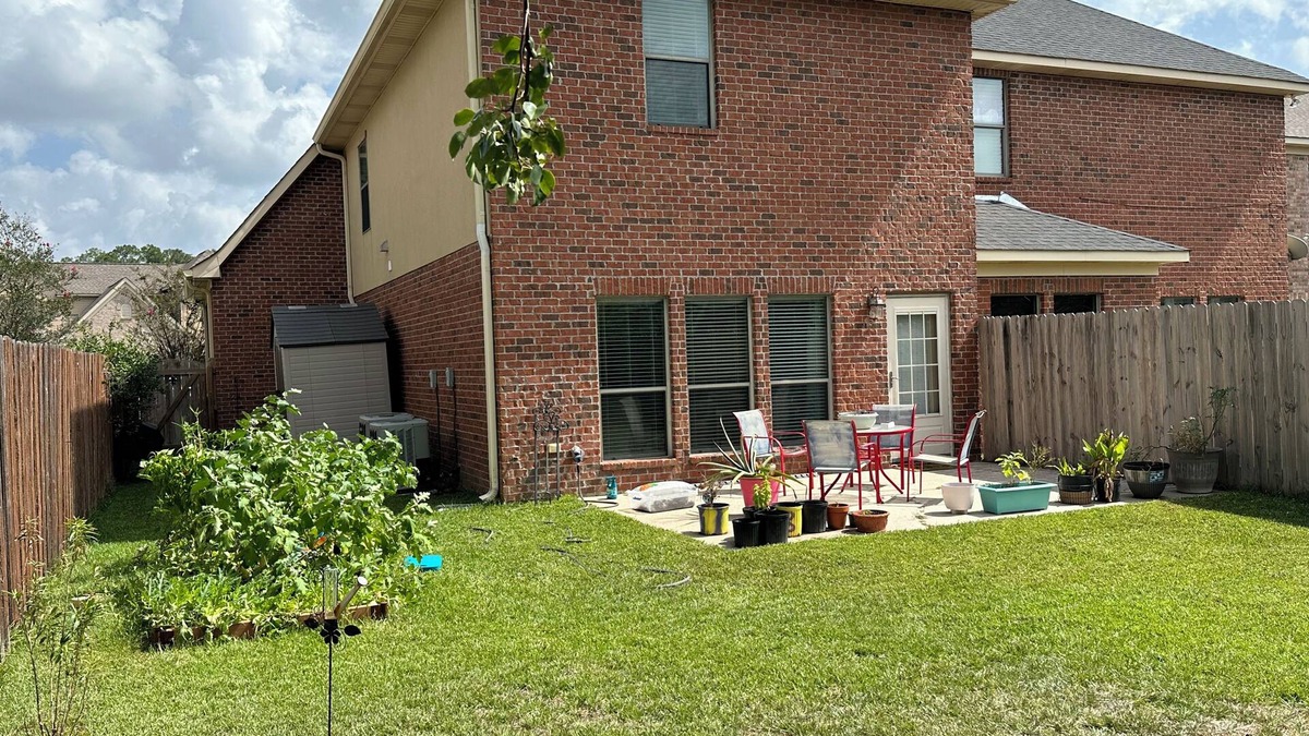 Slidell House | Females only: Cozy townhome in charming Slidell with WiFi, AC