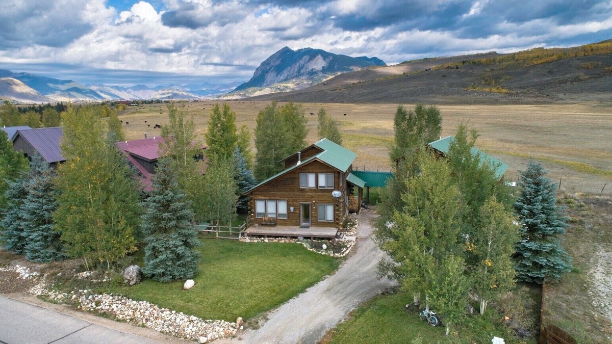 Crested Butte South House | Fence line family custom Log home, Paradise Divide Views