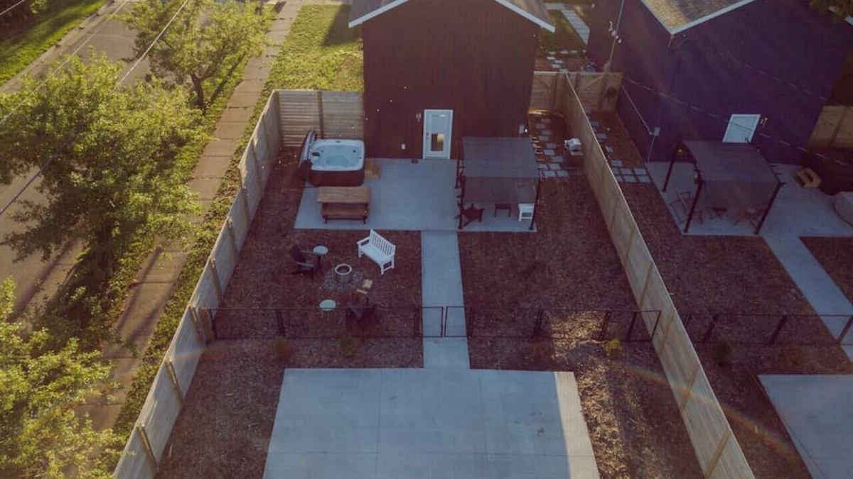 Duluth House | Fenced in backyard, family and pet friendly!