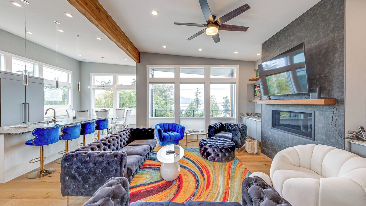 Anacortes House | Fenced Yard, Water & Island Views: Anacortes Home!