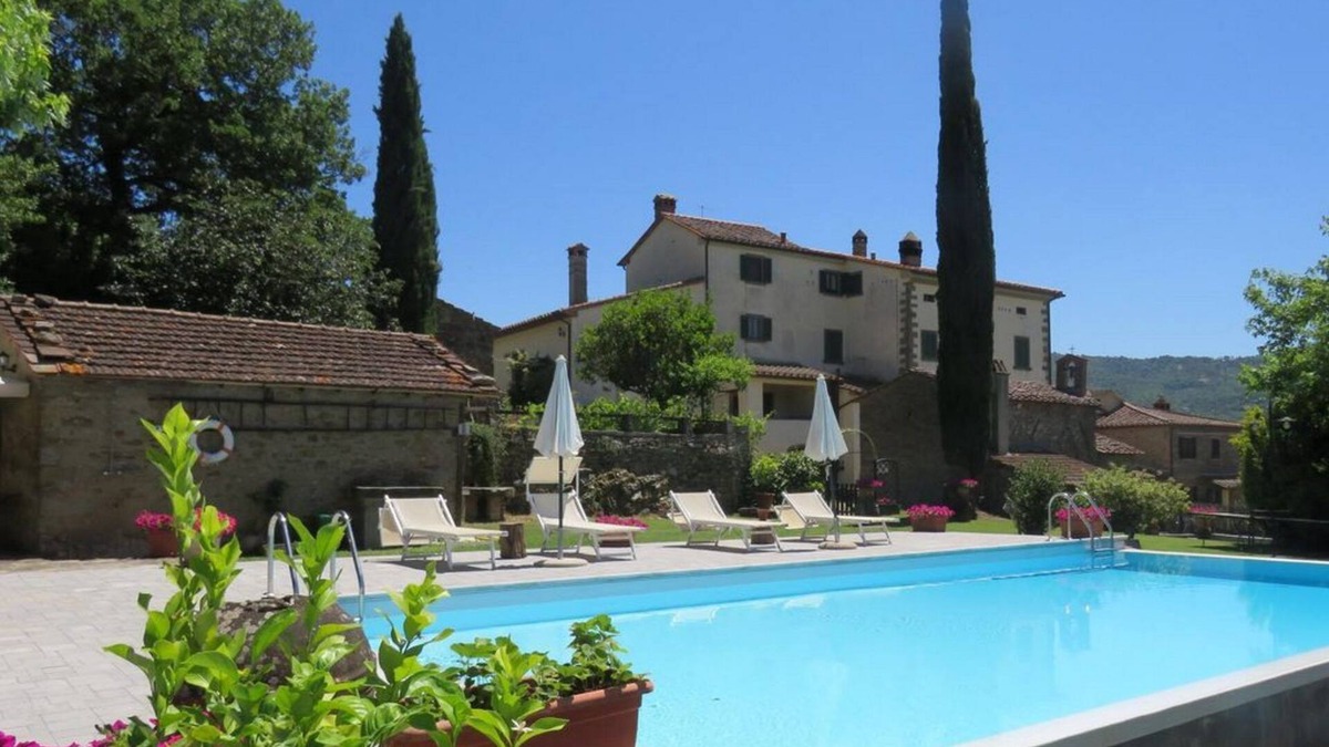 Pieve di Chio Villa | Fenice, Tuscan Villa, Private pool, stunning scenery, WIFI!