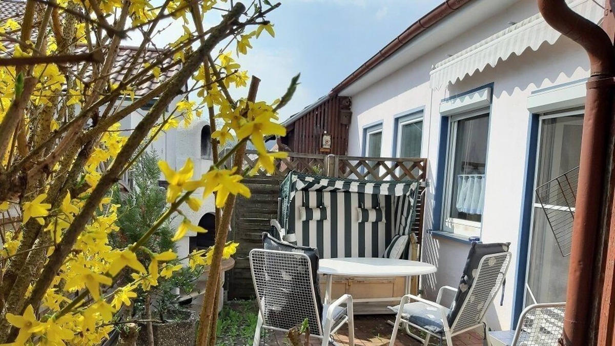 Karlstadt Apartment | Feriendomizil (60m2) mit Terrasse inkl. Strandkorb und Grill