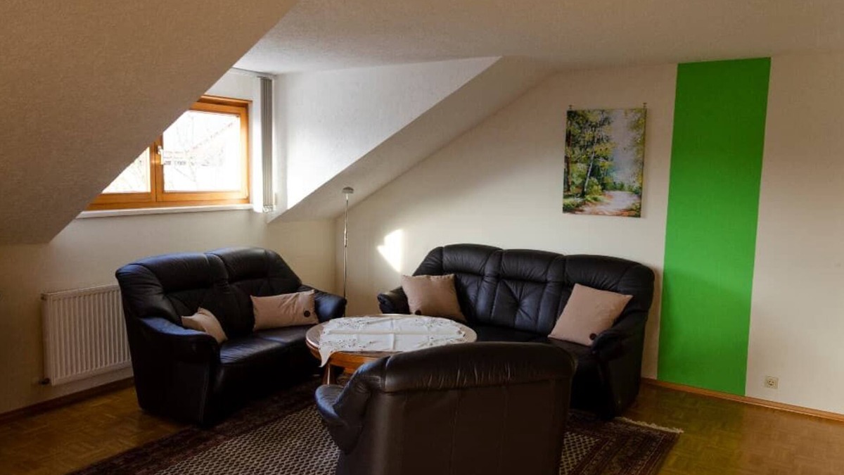 Zandt Apartment | Feriendomizil zum Wohlfühlen. Massage- und Kosmetikstudio im Haus.