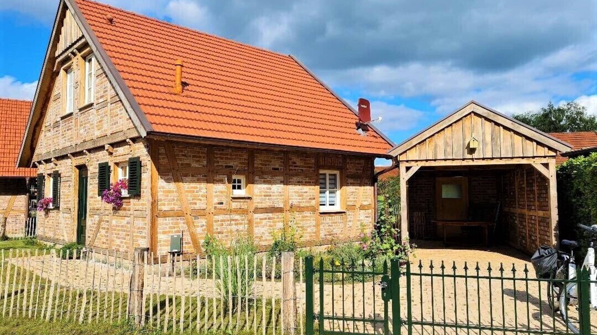 Warendorf House | Ferienhäuschen am See im Münsterland