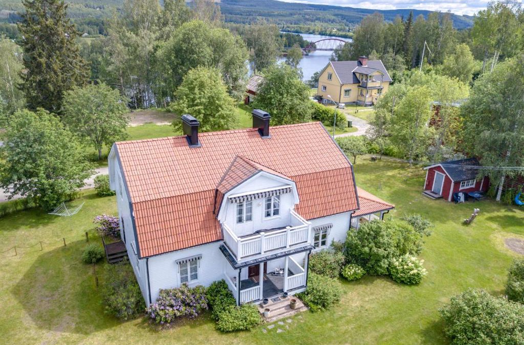 Eksharad Villa | Ferienhaus Älvbrinken Värmland
