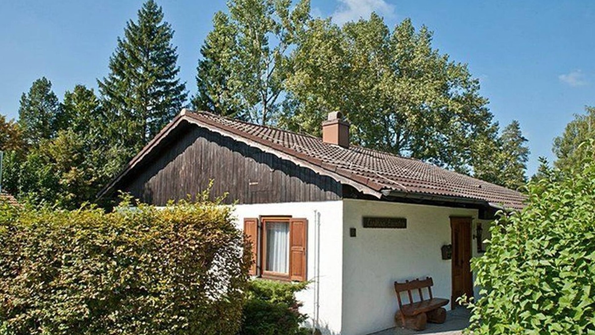 Schwarzenbach House | Ferienhaus 36-e mit 3 Schlafzimmern und Garage - Ferienhäuser im Feriendorf Weissensee im Allgäu