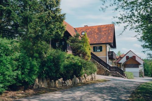 Großklein Apartment | Ferienhaus am Keltenkogel