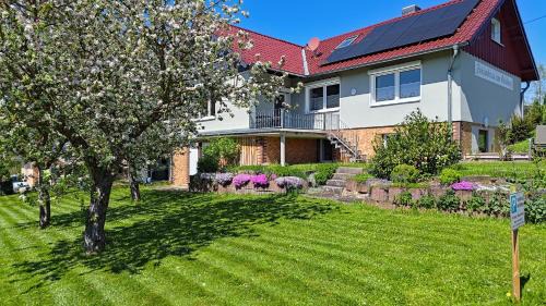 Wutha-Farnroda Apartment | Ferienhaus am Rehberg