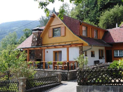 Trattenbach Apartment | Ferienhaus Bauer Wohnung 2