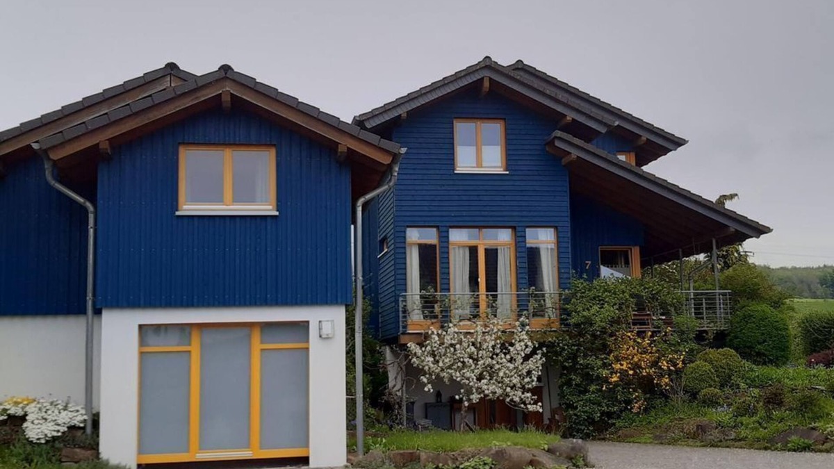 Kolbingen House | Ferienhaus Blaue Pause - Studio, Dusche, WC, Wohn-/schlafraum