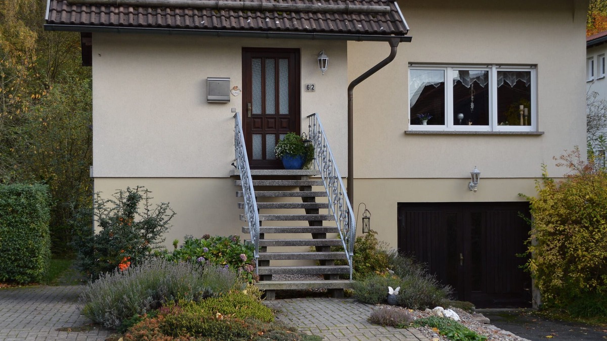 Sachsenbrunn House | Ferienhaus Linde am Bleßberg