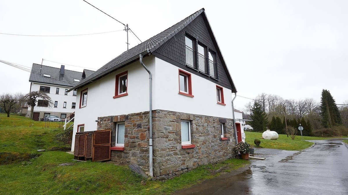 Schladern House | Ferienhaus für 6 Gäste mit 110m² in Windeck