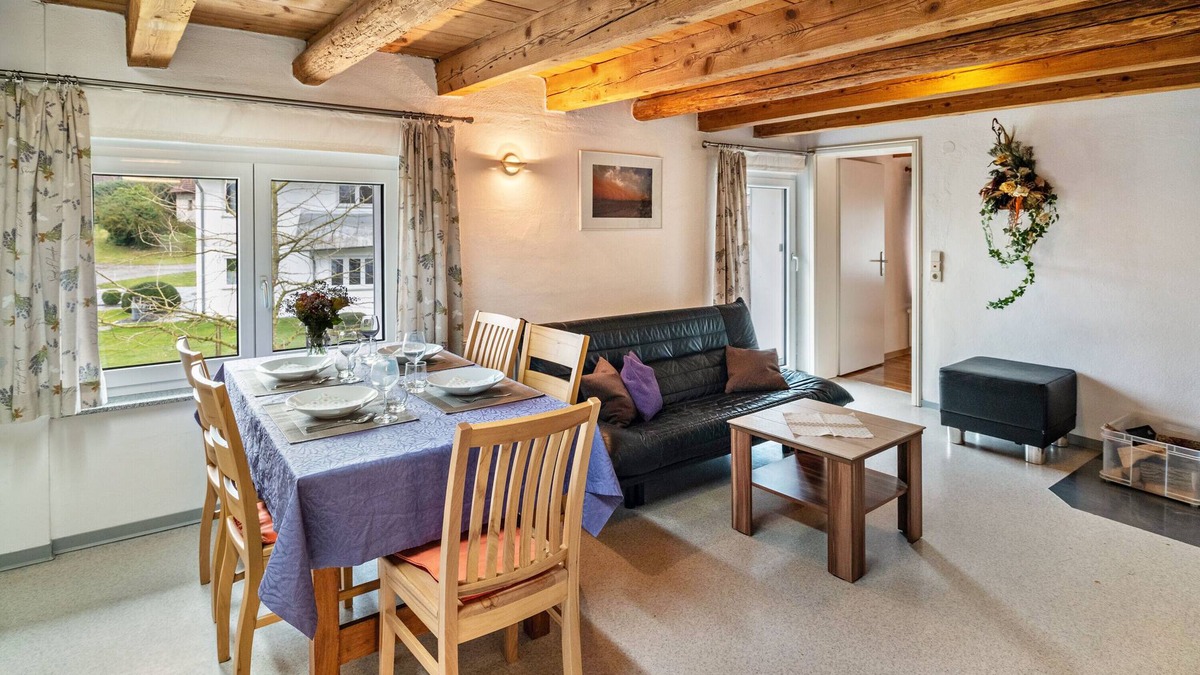 Ravensburg House | 'Ferienhaus Felicia' with Private Garden and Wi-Fi