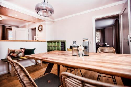 Gaienhofen Apartment | Ferienhaus Hotel Hirschen Horn