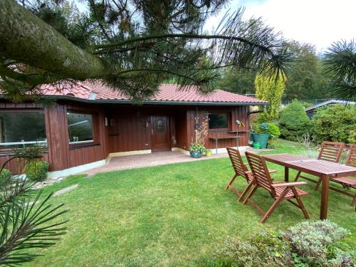 Wienrode House | Ferienhaus im Harz, direkt am Wald, Terrasse&Garten, Grill, ruhige Lage, WLAN, Wandern,