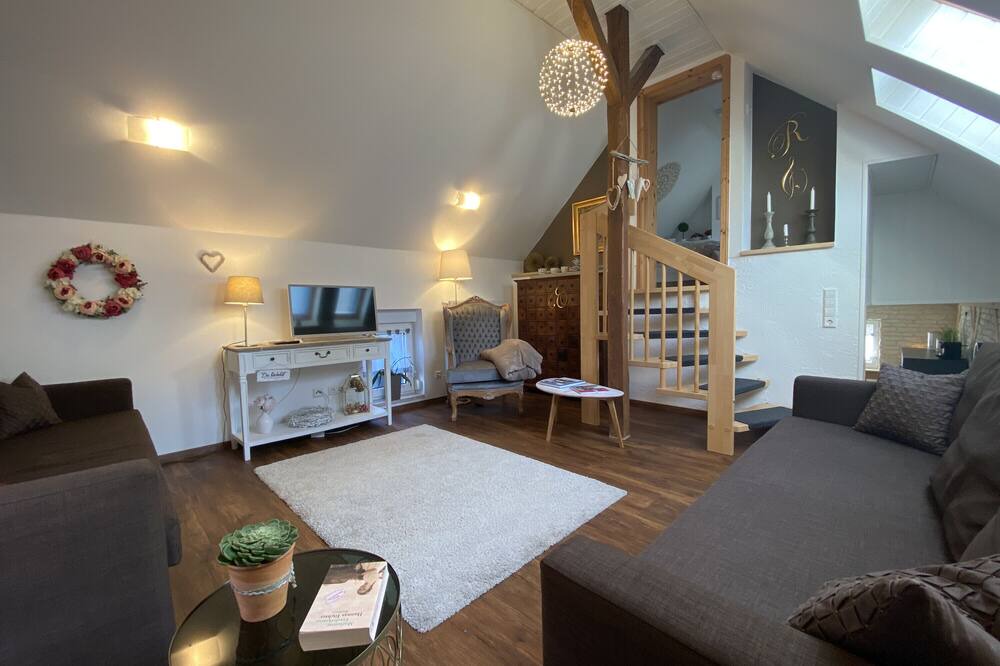 Finsterwalde Apartment | Ferienhaus mit 65 qm, 2 Schlafzimmer für Max. 6 Personen