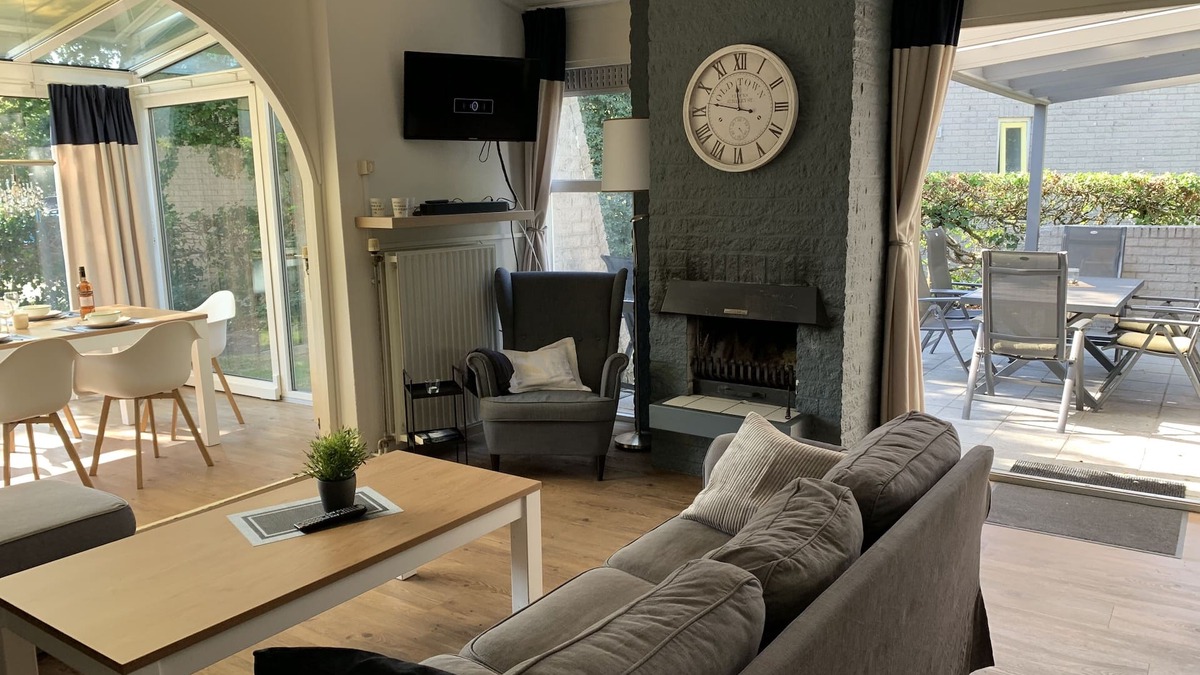 Brouwershaven House | Ferienhaus Nordseelust mit Sauna und Kamin 5 Minuten zum Strand