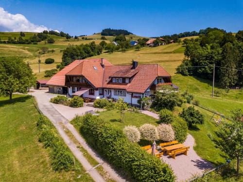 Frohnd Apartment | Ferienhof Wuchner - Fewo "Sommerwiese"