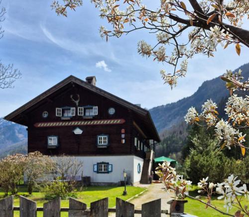 Golling an der Salzach Apartment | Ferienlounge Bluntausee