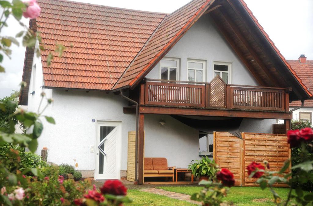 Bischofsheim an der Rhon Apartment | Ferienwohnung blaues Haus