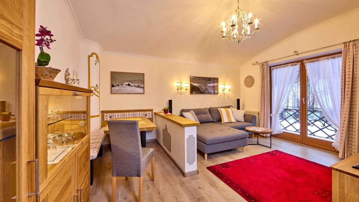 Garmisch-Partenkirchen Apartment | Ferienwohnungen Reindl - Living in the middle of nature