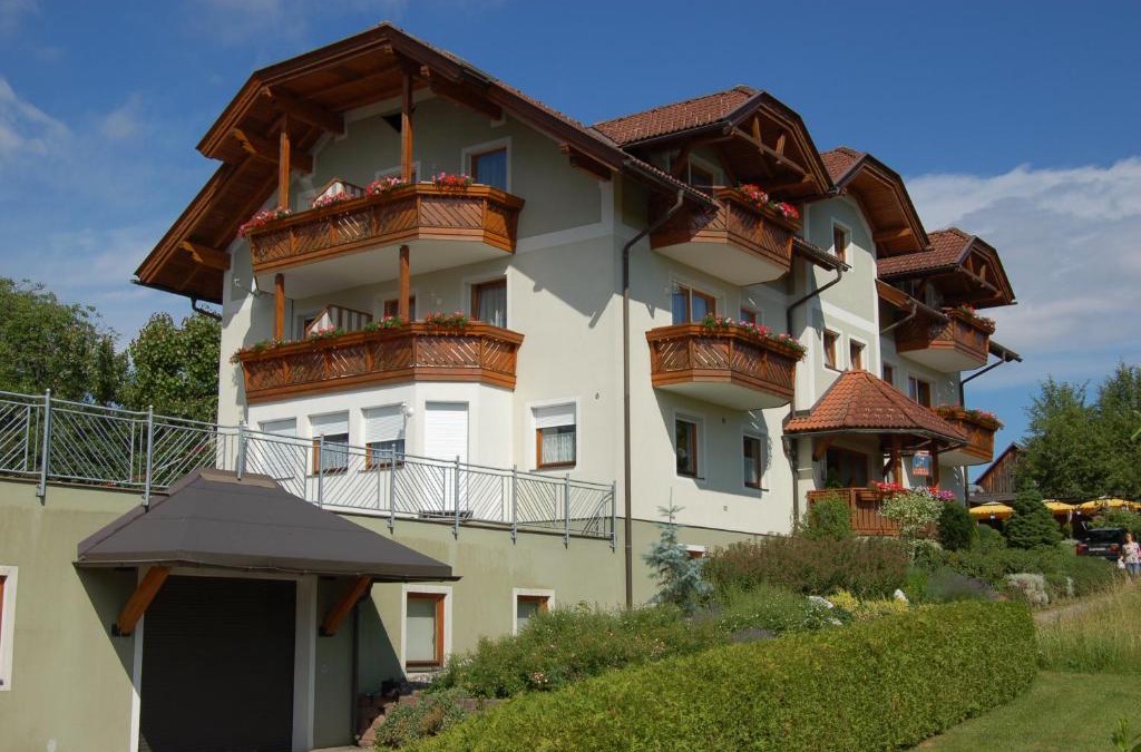 Drobollach am Faakersee Apartment | Ferienwohnungen Petschnig 2